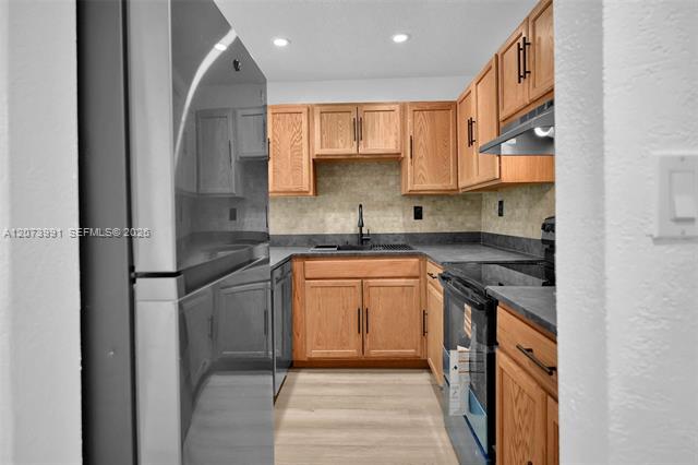 9301 SW 92nd Ave Unit A302