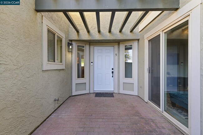 Photo - 102 Luna Grande Cir Unit 5