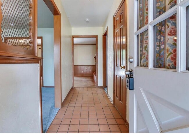 Photo - 4325 SE 12th St