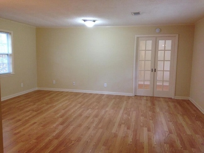 Photo - 1501 Chickasaw Rd