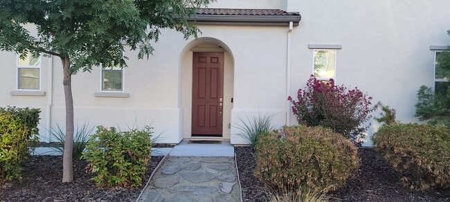 Photo - Gorgeous 4 bedroom 3 bath in Fiddyment Farm
