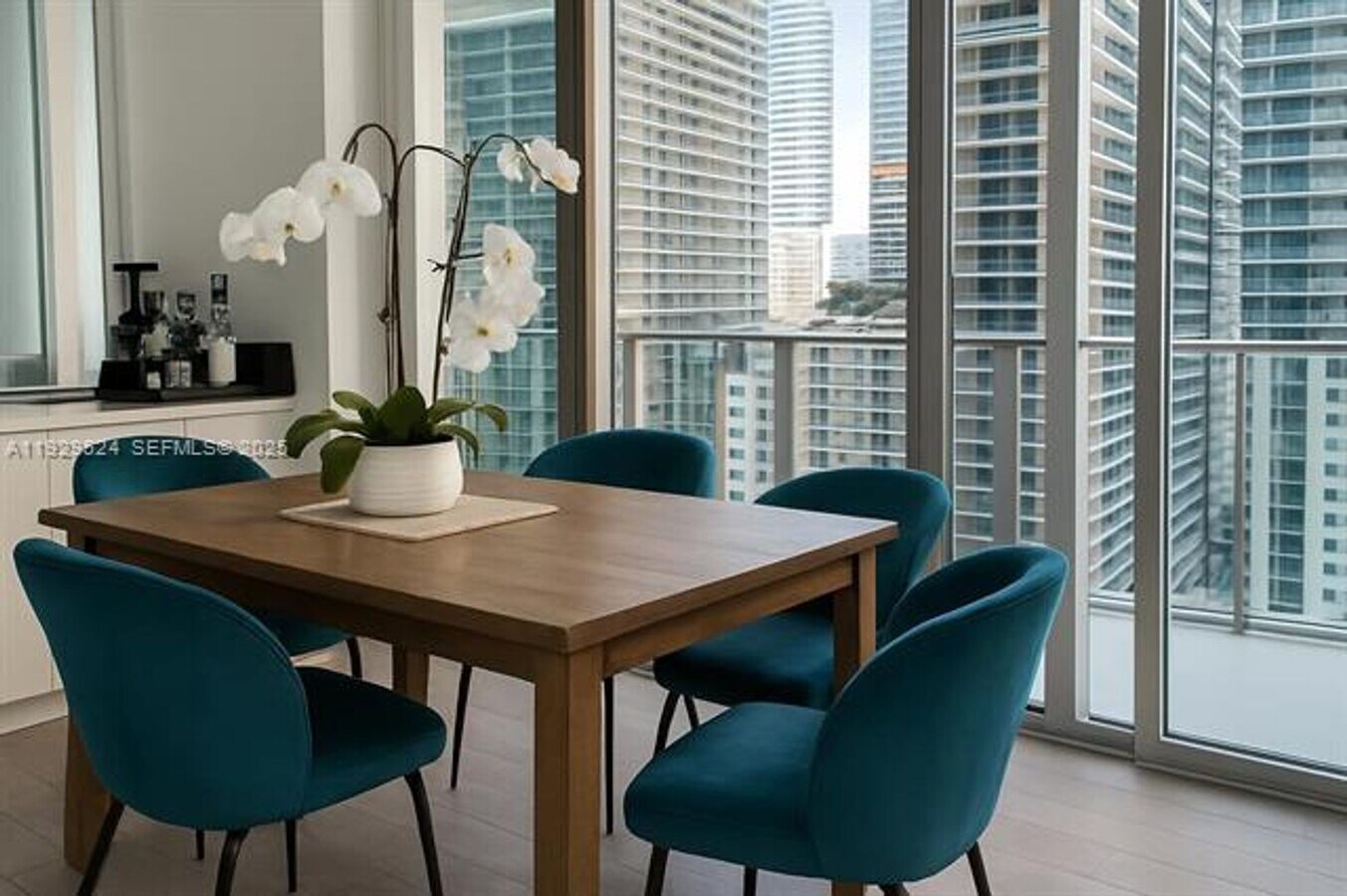 Photo - 79 SW 12th St Unidad 79 SW 12th St  2001-S