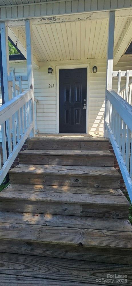 Photo - 214 W Church St