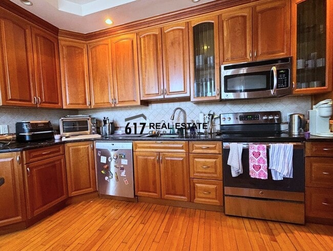 Photo - 399 Washington St Unit 4