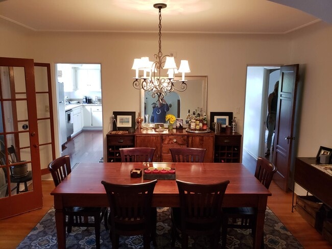 Dining Room - 2090 E Mountain St