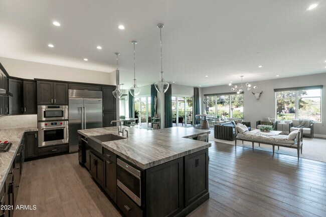 Photo - 6166 N Scottsdale Rd Unit B2003