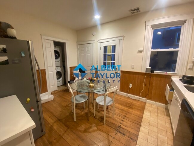 Photo - 37 Hillside St Unit 3