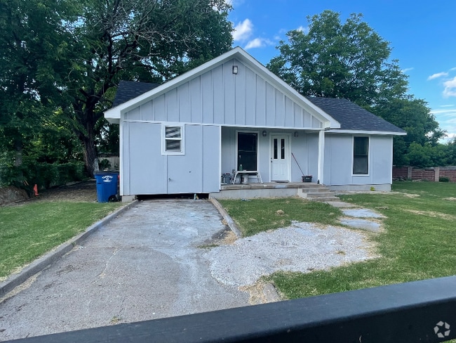 Building Photo - 2631 Canary Dr Rental