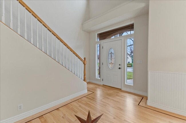 Photo - Quiet, Convenient, and Spacious 5bd 4ba Home