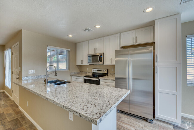 Building Photo - 520 W Tonopah Dr Rental
