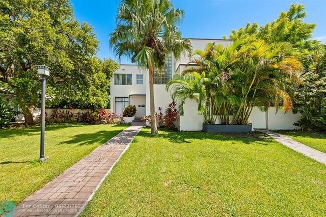 Photo - 1442 Polk St Casa