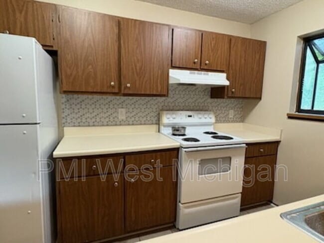 Photo - 603 Peachtree Pl