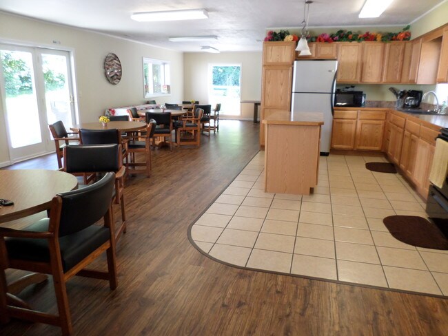 Photo - Clear Water MHC