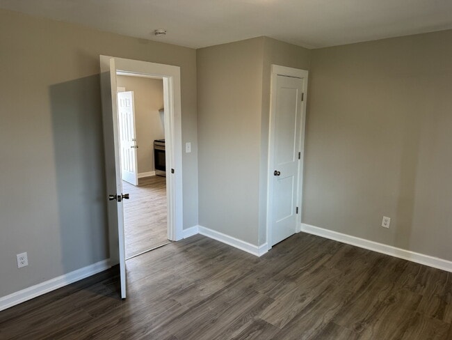 Photo - Cozy 1 Bedroom Apartment in the Heart of W. GVL. Steps from Unity Park and Pendleton St.