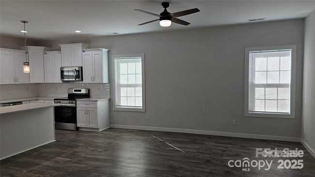 Photo - 1124 Clouse St