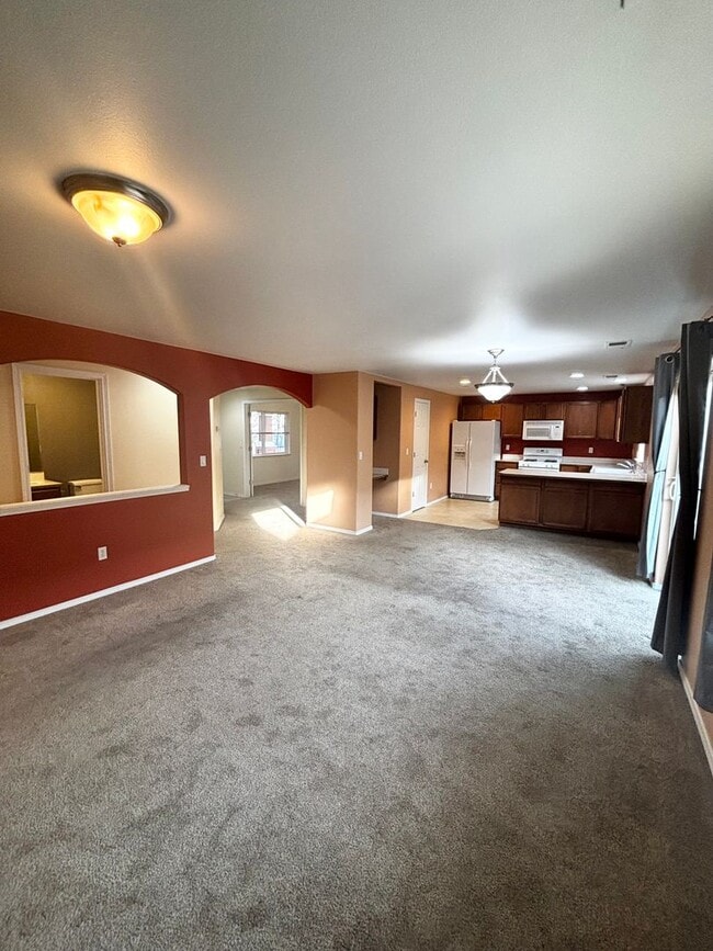 Photo - SW Bend House Near the Old Mill District, 4 Bdrms, 2.5 baths, A/C, Office/den, Dbl. Garage