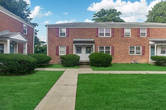 Crestwood Townhomes
