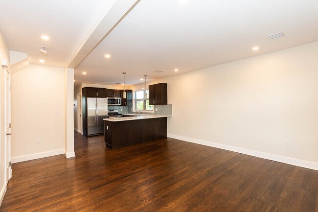 Photo - 27 1st St Unit 1