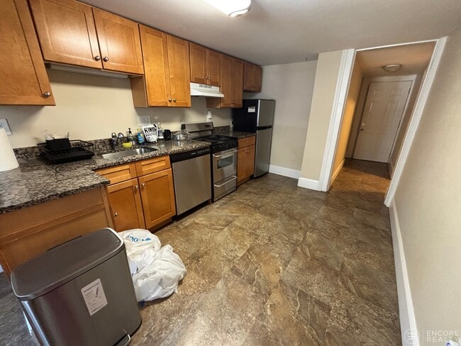 Photo - 360 Tappan St Unit #B