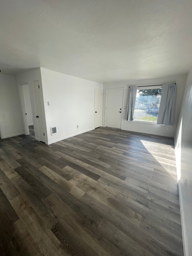 Photo - 1611 S 5th Ave Unit Duplex