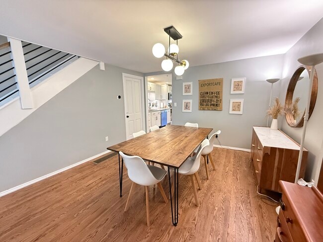 Photo - 206 Herr St