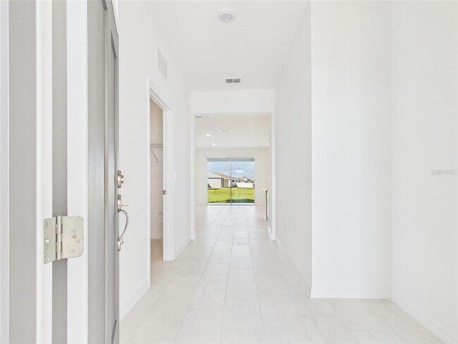 Photo - 5824 SW 70th Ave