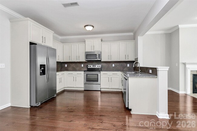 Photo - 8116 Dumphries Dr