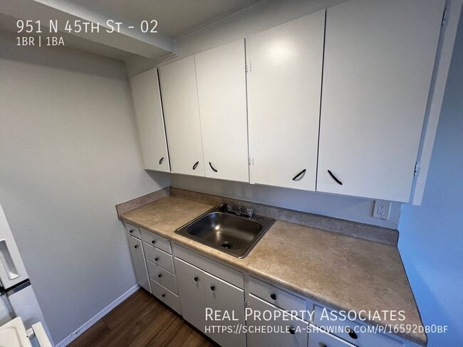 Photo - 951 N 45th St Unit 02