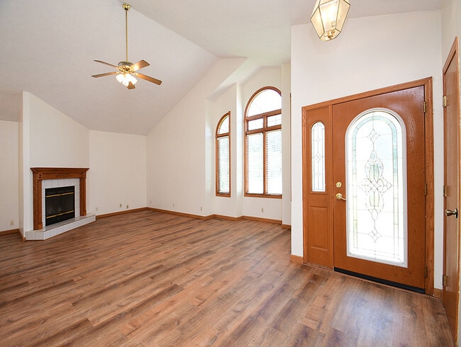 Photo - 820 Redwood Rd
