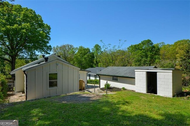 Photo - 2203 Wingate St SW