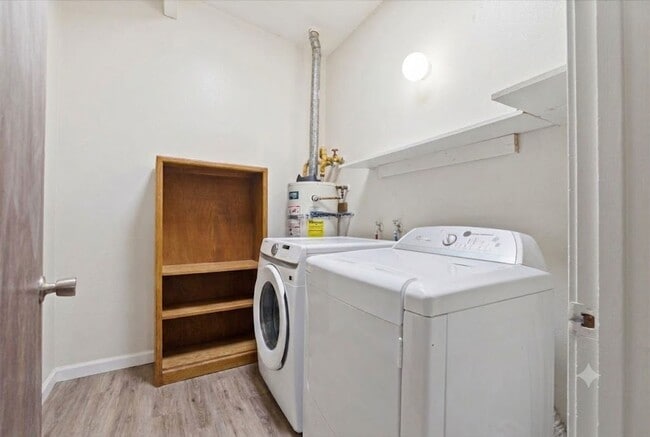 Photo - 916-918 Drake Drive Unit 918