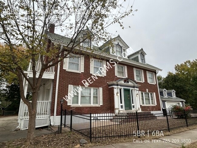 Photo - 1100 SW Fillmore St