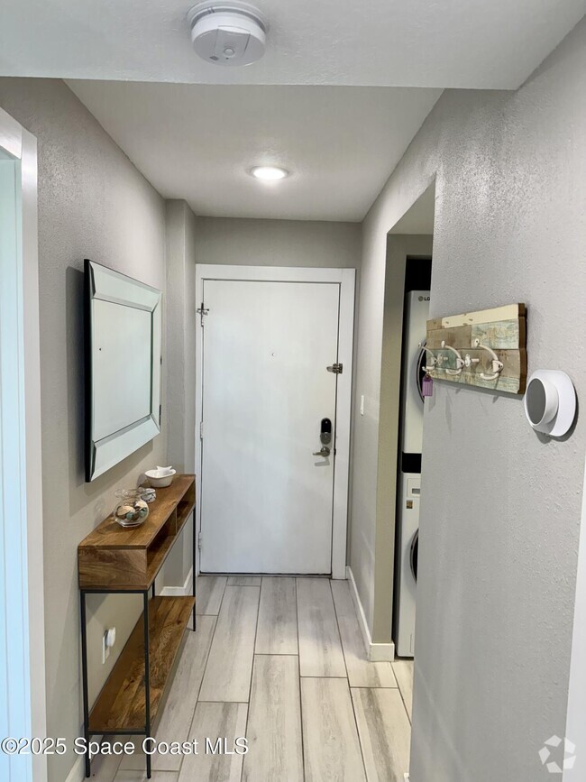 Building Photo - 3170 Ocean Shore Blvd Unit 1050 Rental