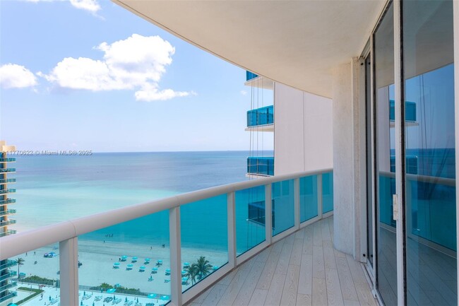 Building Photo - 2711 S Ocean Dr Unit 1601 Rental
