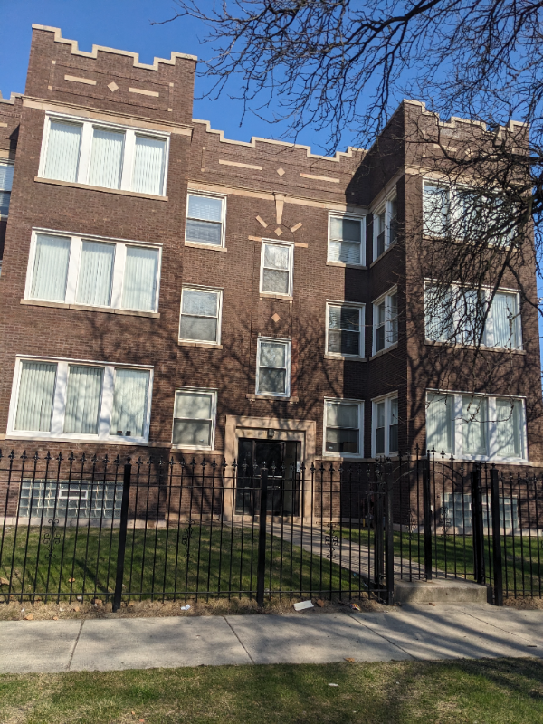Photo - 7443 S Paxton Ave Apartamento Unidad 3rd Floor