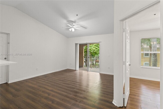 Photo - 5570 NW 61st St Unit 924