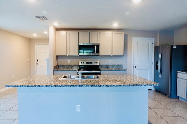 Photo - 11730 White Willow Ln