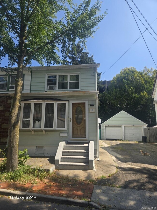 Building Photo - 5 Pearce Pl Rental