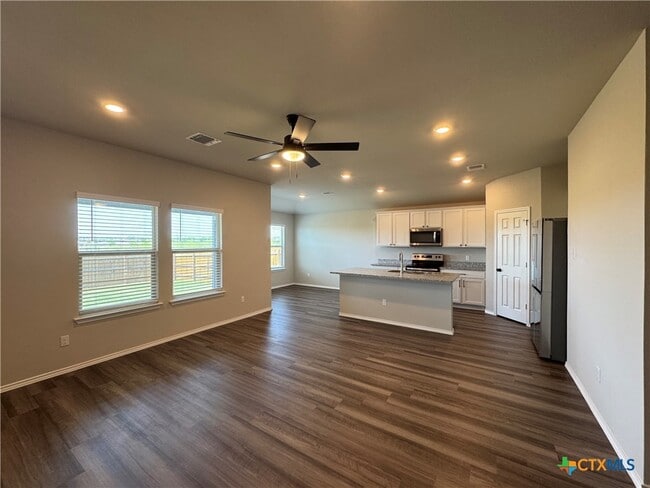 Photo - 402 Stone Vly Rd