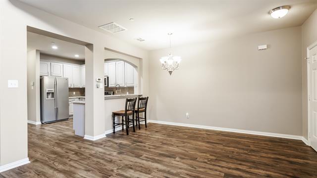 Photo - 3213 Carlisle St