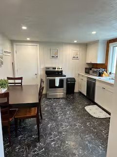 8 Woodbridge Rd Unit 2