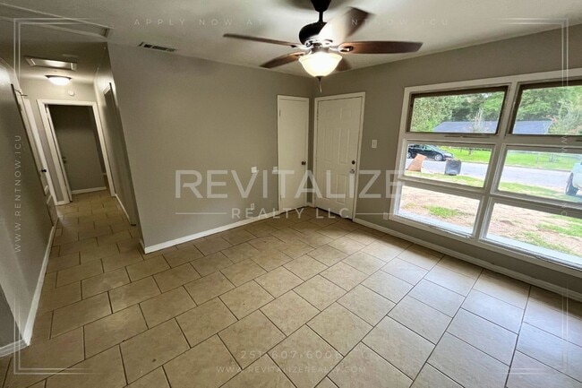 Photo - Move-in Ready 3 Bed 1 Bath Home!