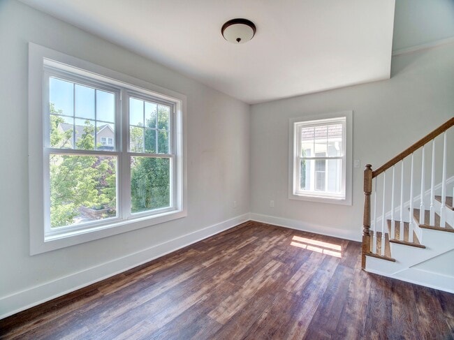 Photo - 60 Montague Pl
