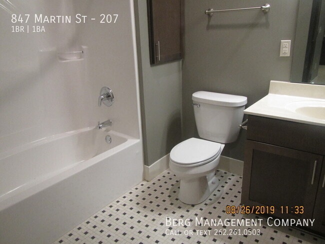 Photo - 847 Martin St Unit 207