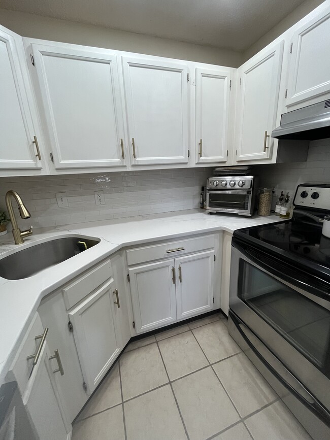 Photo - 5415 Aberdeen Dr