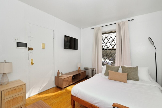 Photo - 422 W 56th St Unidad SI ID1404664P