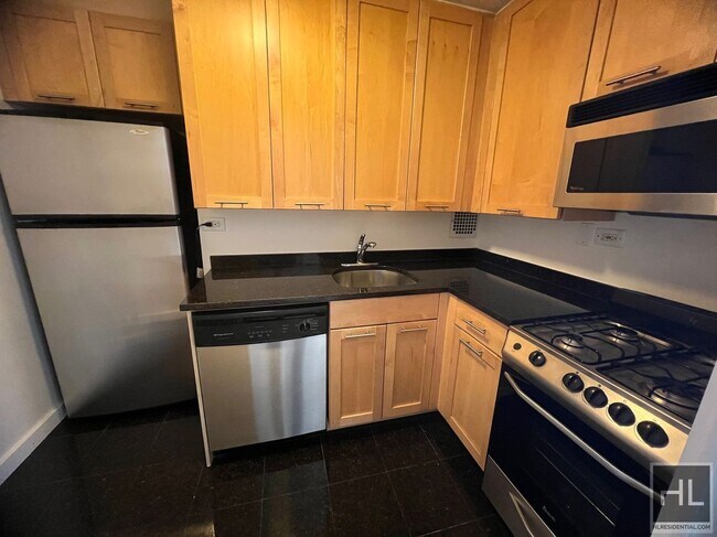 Photo - EAST 49 STREET Unit 11A