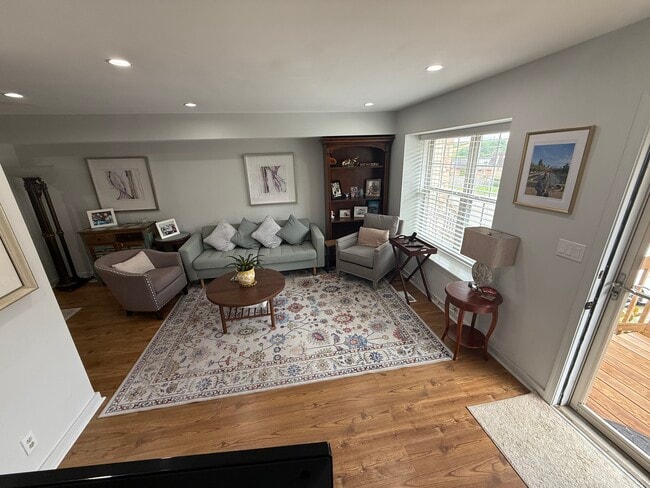 Photo - 7925 Ridge Ave