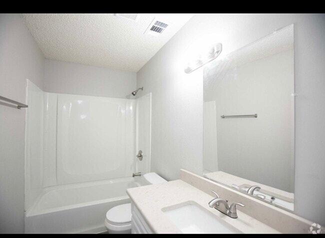 Building Photo - 715 Rose Ln Rental