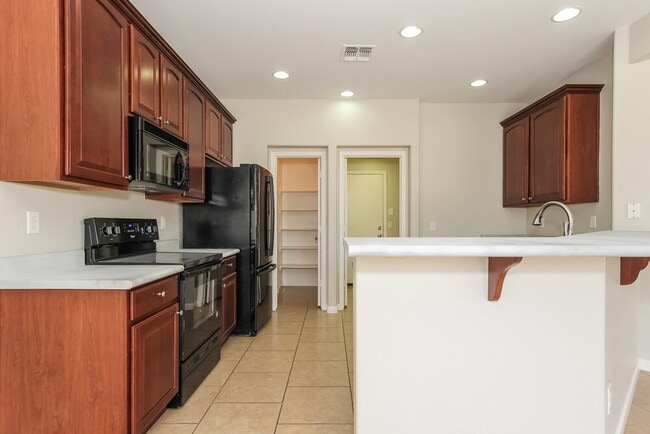 Photo - 13875 W Mauna Loa Ln